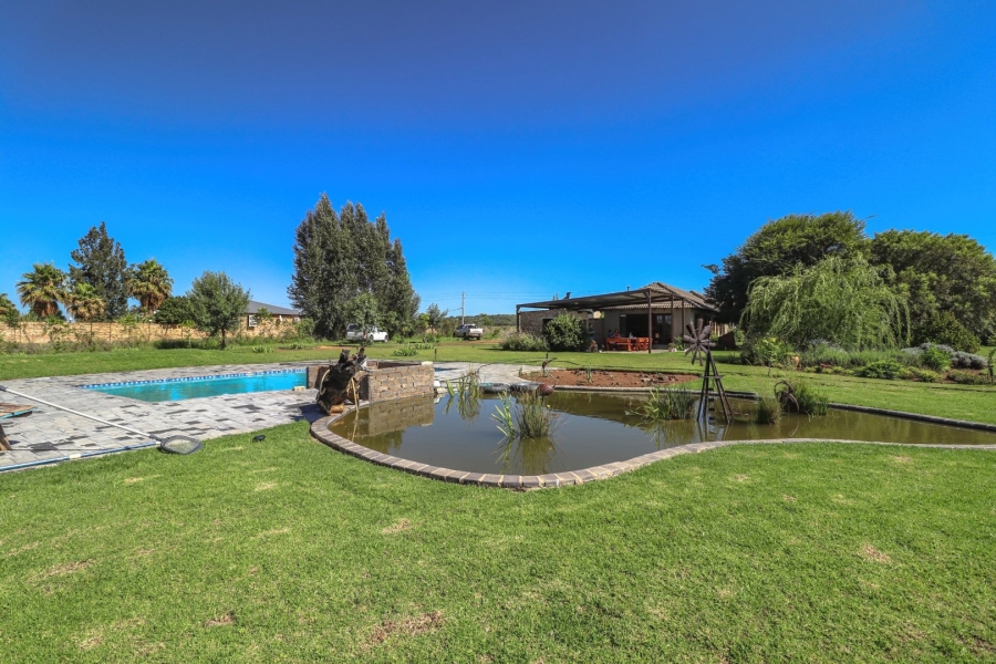 Commercial Property for Sale in La Hoff North West